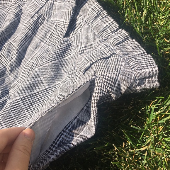 Paper bag Skirt - Picture 4 of 4